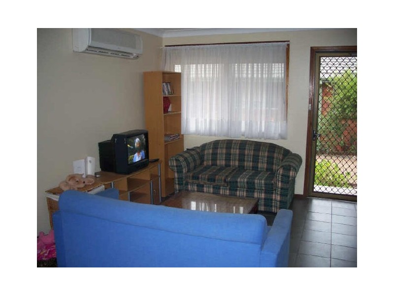 2/81-83 Tamworth Street, Abermain NSW 2326