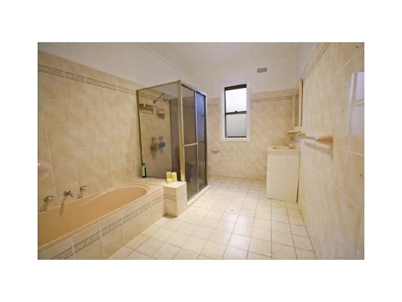 17 Shedden Street, Cessnock NSW 2325