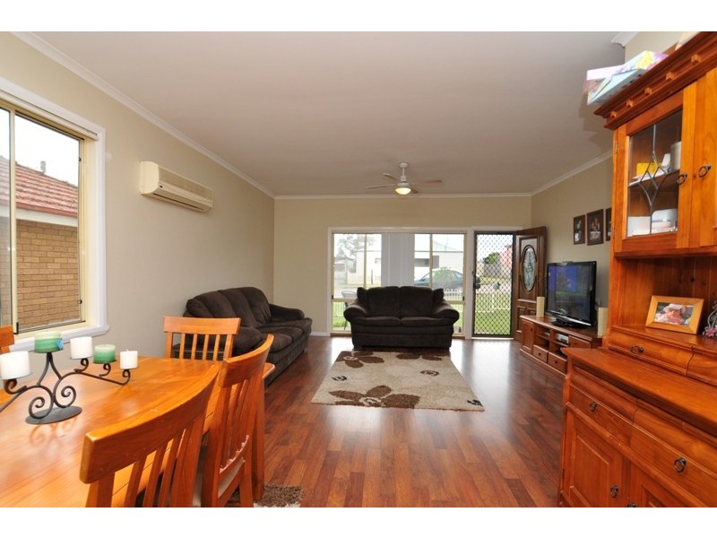 71 Desmond Street, Cessnock NSW 2325