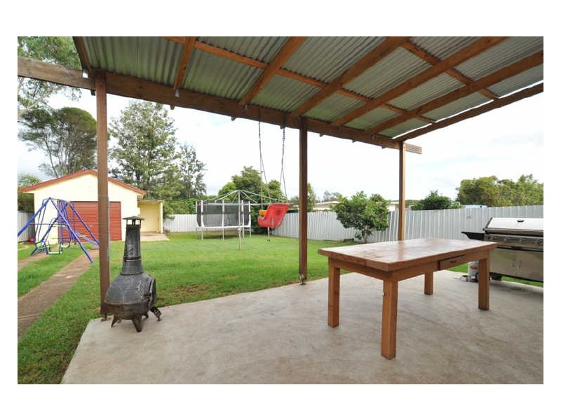 71 Desmond Street, Cessnock NSW 2325