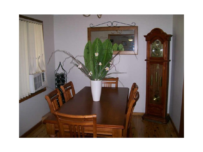 1 Lee-Ann Crescent, Cessnock NSW 2325