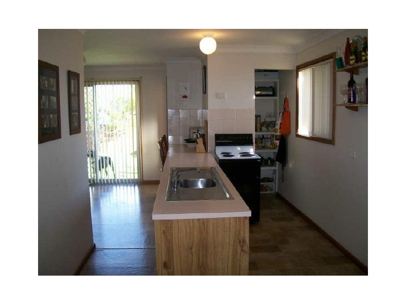 1 Lee-Ann Crescent, Cessnock NSW 2325