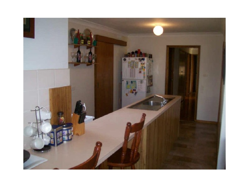 1 Lee-Ann Crescent, Cessnock NSW 2325