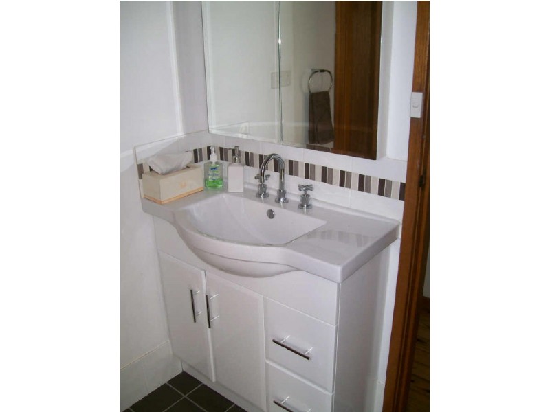 1 Lee-Ann Crescent, Cessnock NSW 2325