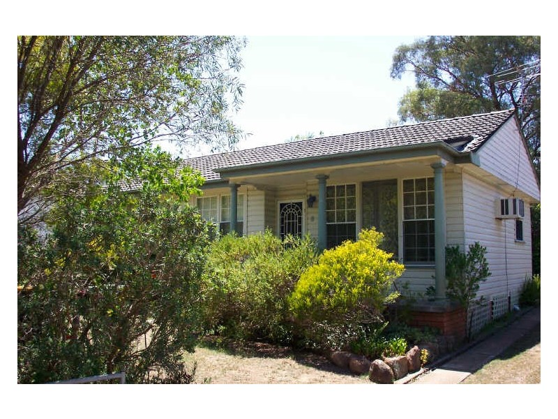 8 Desmond Street, Cessnock NSW 2325