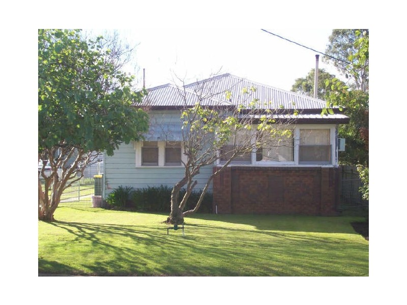 6 Sergeant Street, Cessnock NSW 2325