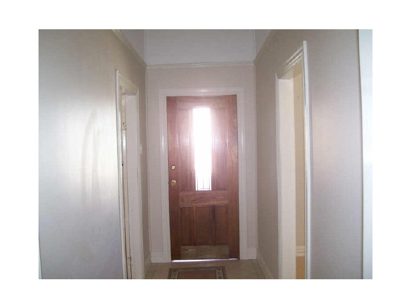 16 Station Street, Weston NSW 2326