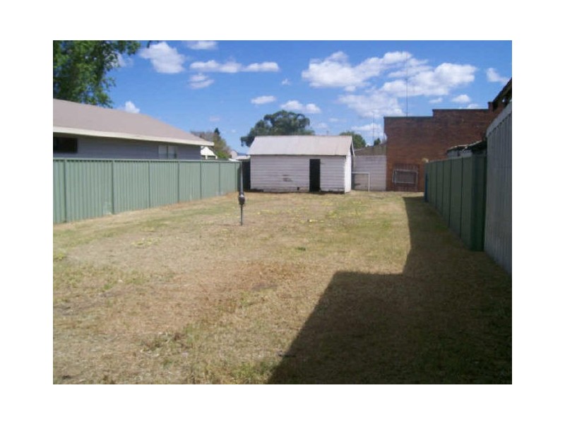 16 Station Street, Weston NSW 2326