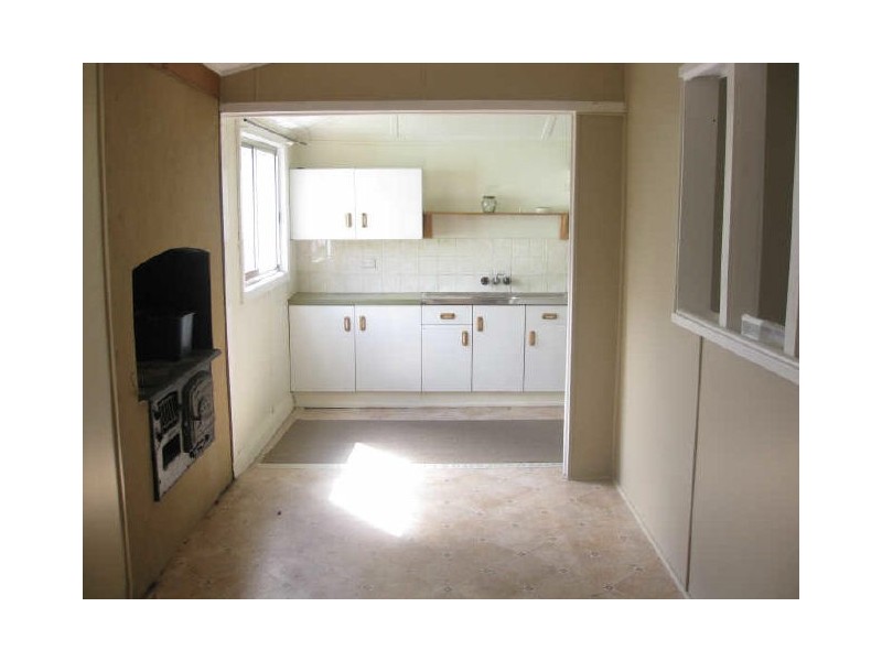 90 Wollombi Road, Cessnock NSW 2325