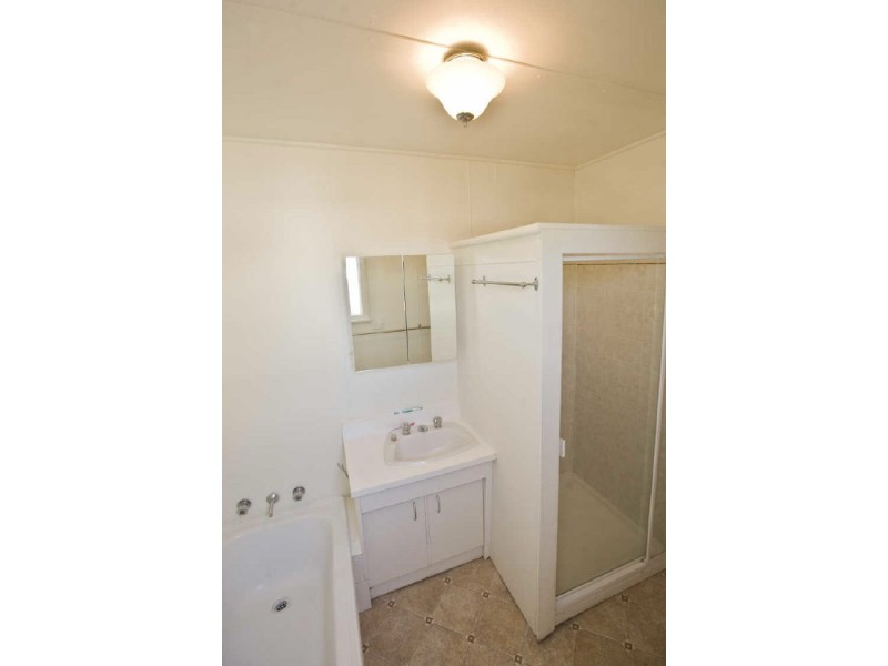 79 Wollombi Road, Cessnock NSW 2325