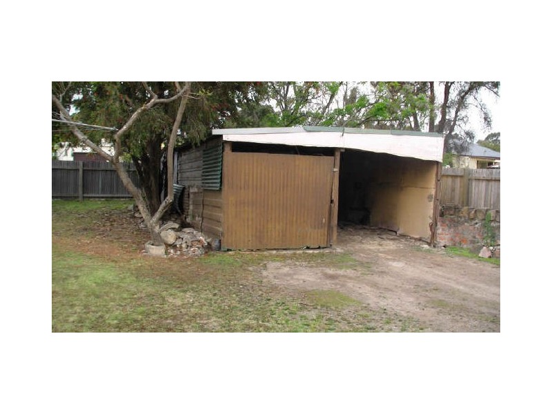 27 Macquarie Avenue, Cessnock NSW 2325