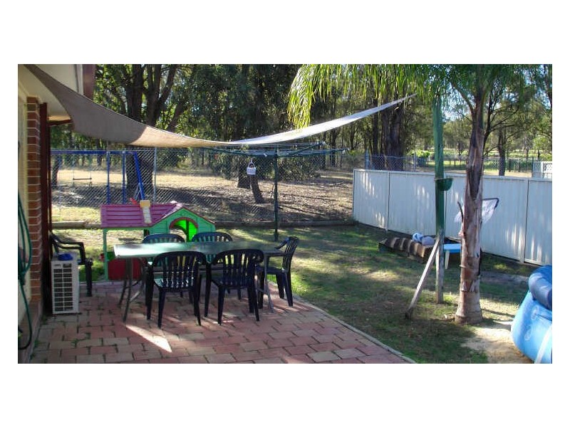 17 Links Avenue, Cessnock NSW 2325