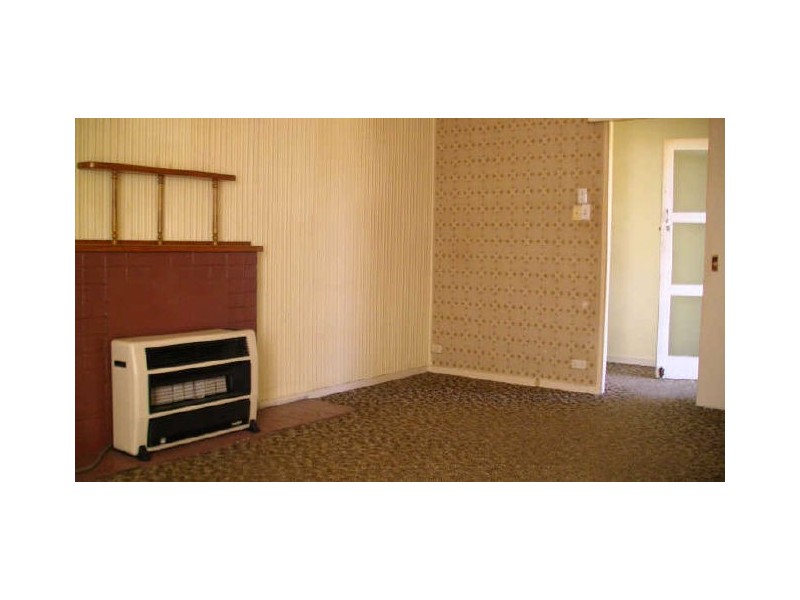 2 Arcadia Avenue, Cessnock NSW 2325