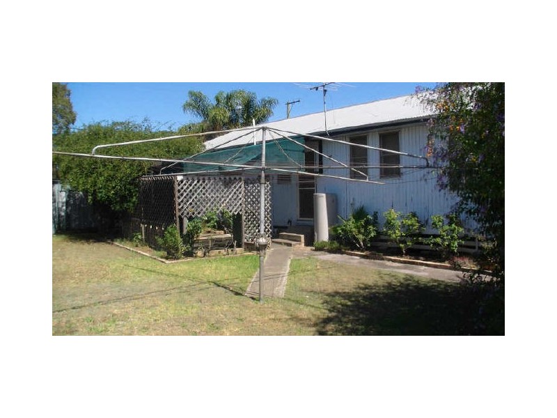 2 Arcadia Avenue, Cessnock NSW 2325