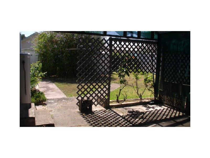 2 Arcadia Avenue, Cessnock NSW 2325