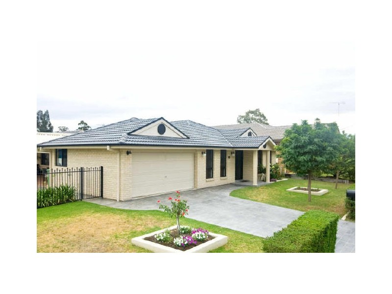 15 Mavis Street, Cessnock NSW 2325