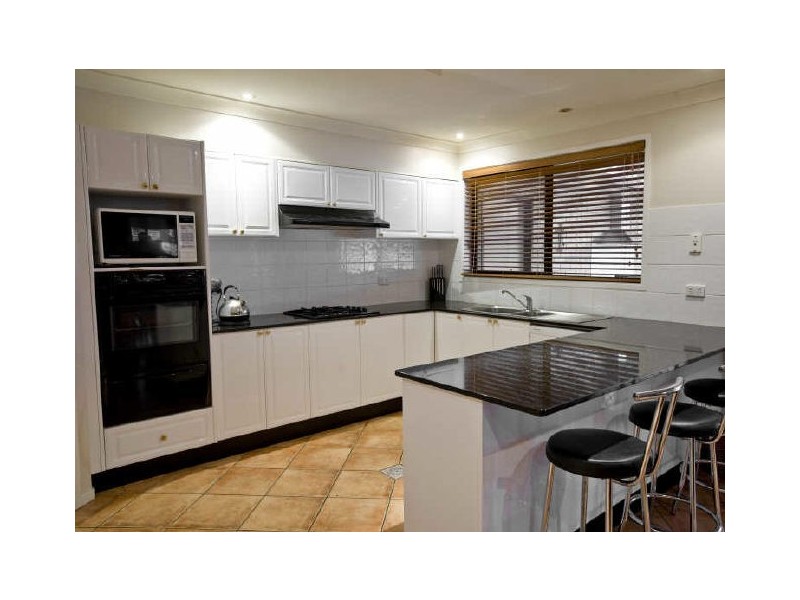 15 Mavis Street, Cessnock NSW 2325