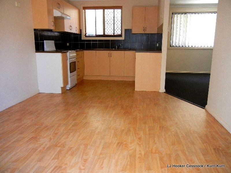 4/304 Maitland Road, Cessnock NSW 2325