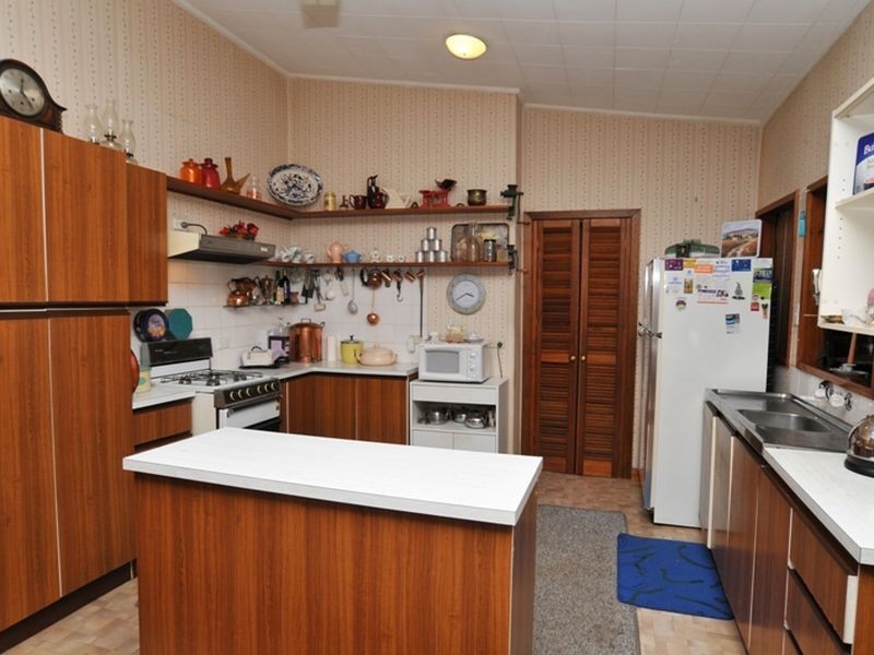 2 Bent Street, Cessnock NSW 2325