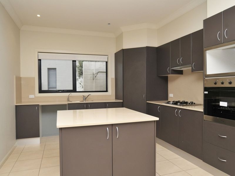 10 Maculata Place, Rothbury NSW 2320