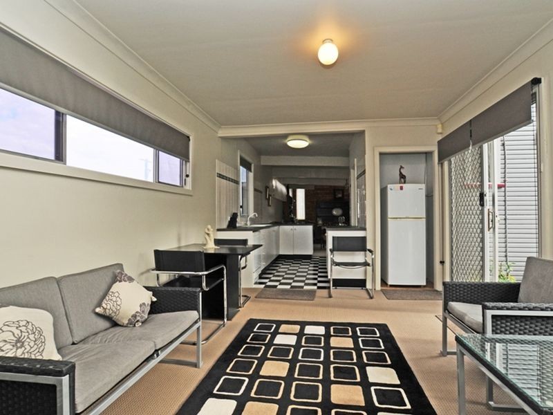 17 Foster Street, Cessnock NSW 2325