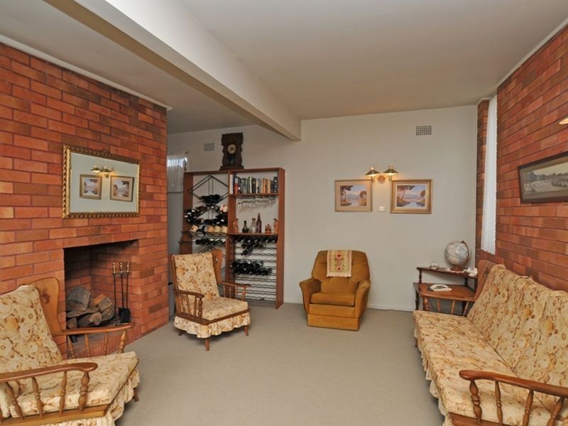 17 Foster Street, Cessnock NSW 2325