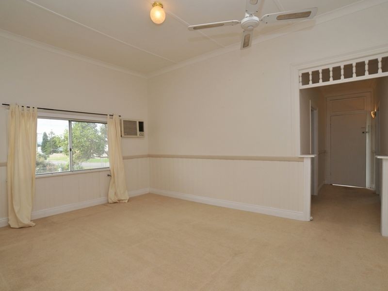 24 Love Street, Cessnock NSW 2325