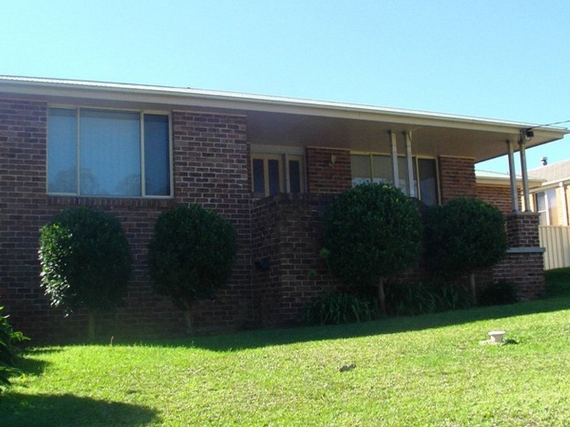 16 Northcote Street, Paxton NSW 2325