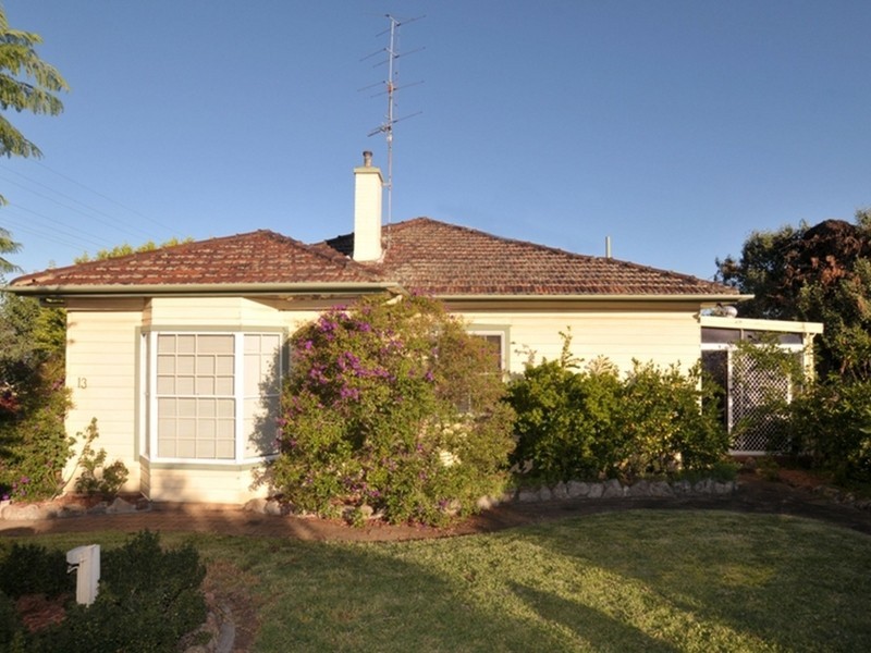13 View Street, Cessnock NSW 2325