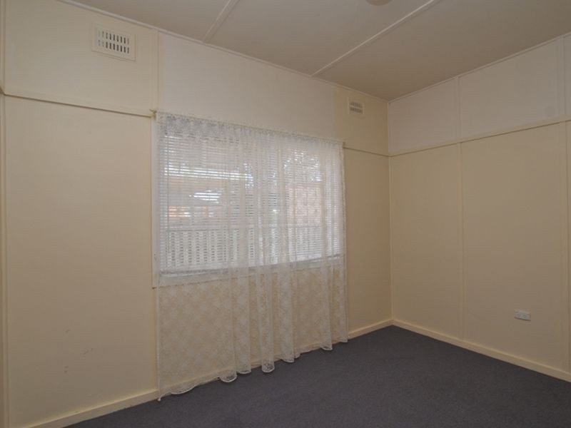 26 Hunter Avenue, Cessnock NSW 2325