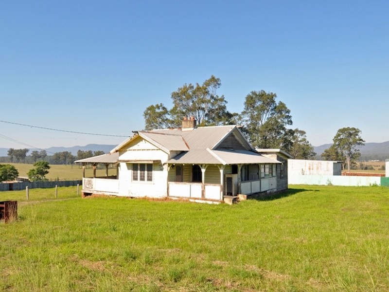 13 15 & 17 Walmsley Street, Millfield NSW 2325