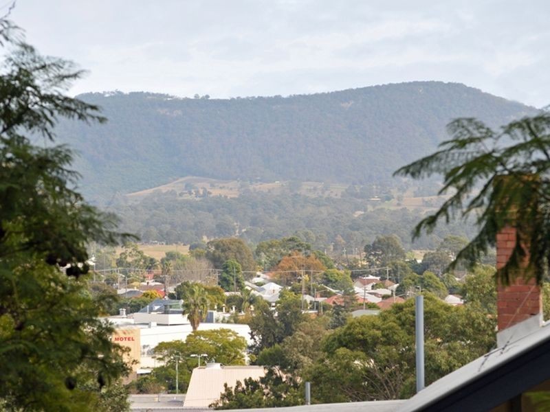 2 King Street, Cessnock NSW 2325