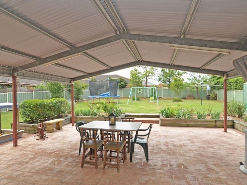 2 Sauvignon Grove, Cessnock NSW 2325