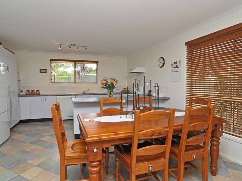 2 Sauvignon Grove, Cessnock NSW 2325