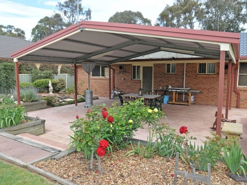2 Sauvignon Grove, Cessnock NSW 2325