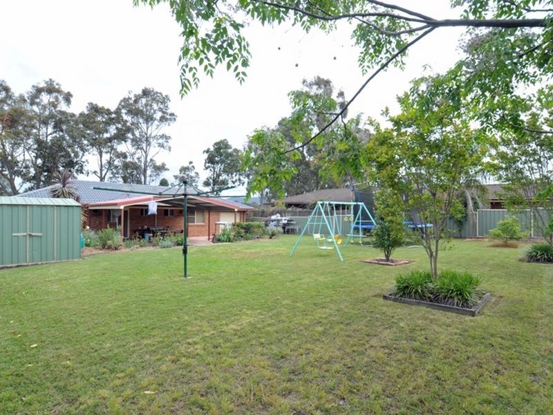 2 Sauvignon Grove, Cessnock NSW 2325