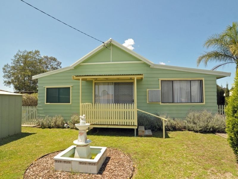 4 Colliery Street, Aberdare NSW 2325