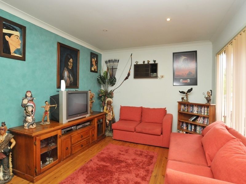 16 Kanowna Avenue, Cessnock NSW 2325