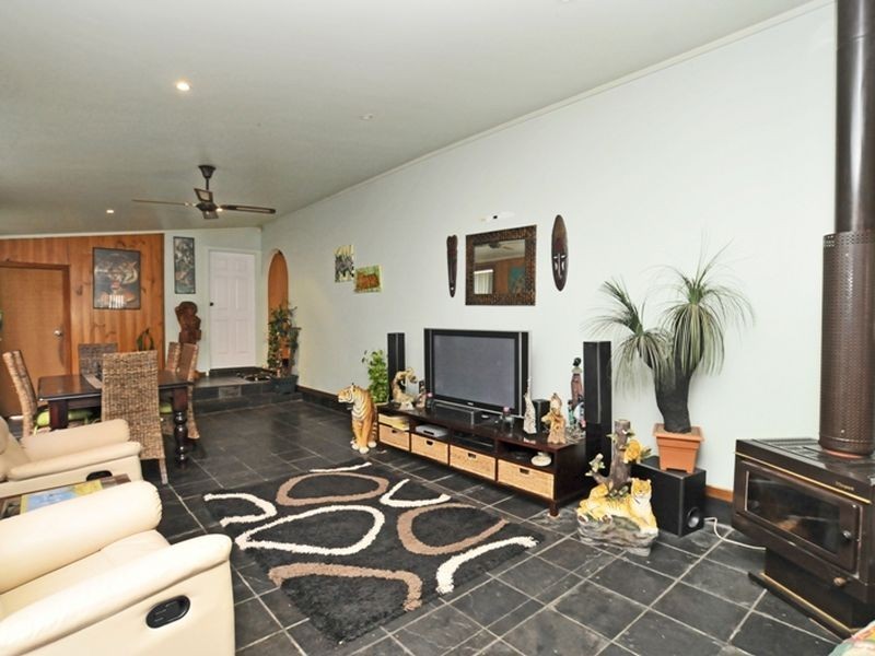 16 Kanowna Avenue, Cessnock NSW 2325