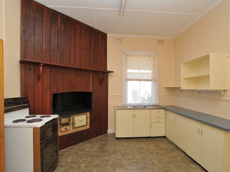 32 Adelaide Street, Paxton NSW 2325