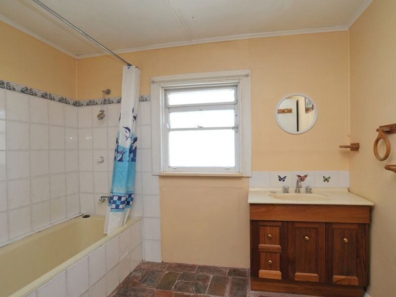 32 Adelaide Street, Paxton NSW 2325