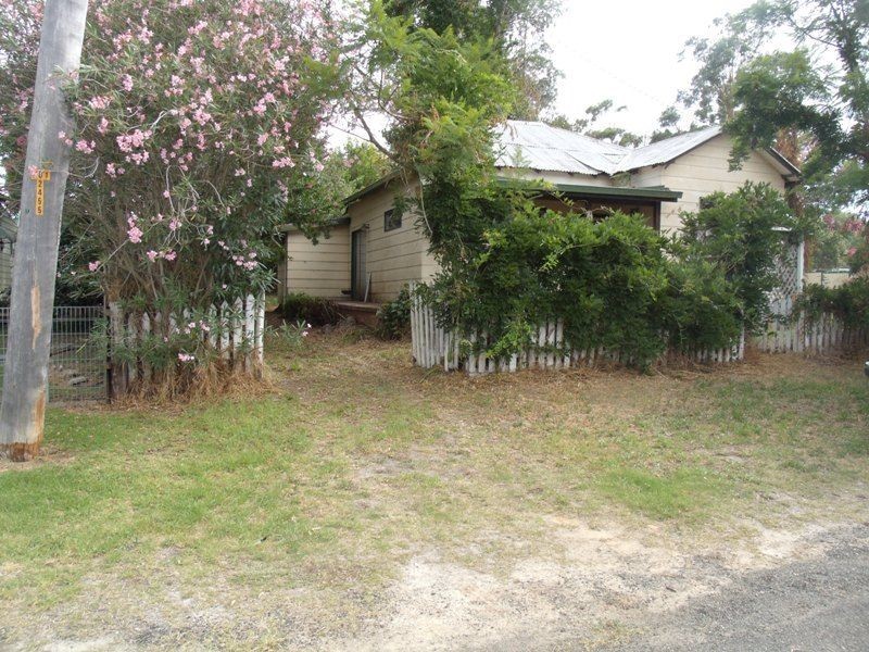 35 Alexander Street, Ellalong NSW 2325