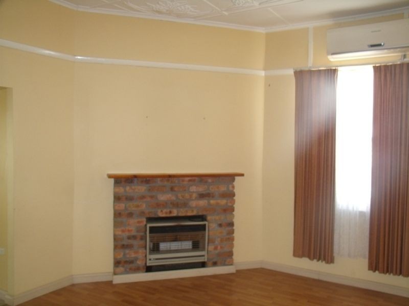 6 Blackwood Avenue, Cessnock NSW 2325