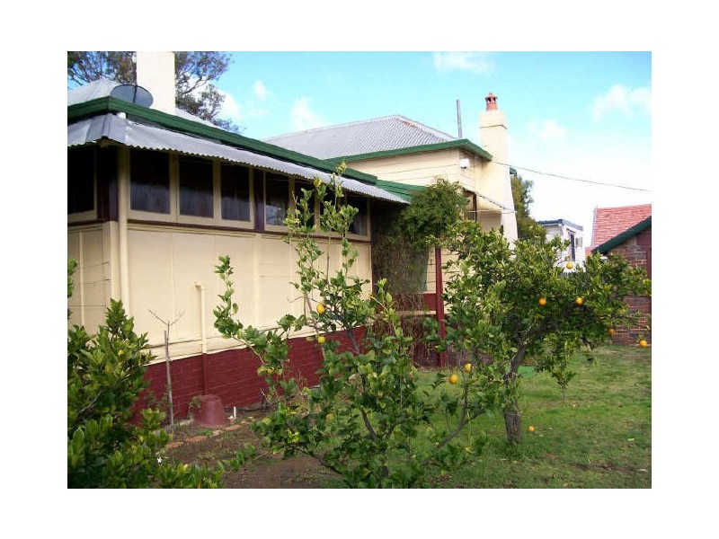 20 Foster Street, Cessnock NSW 2325