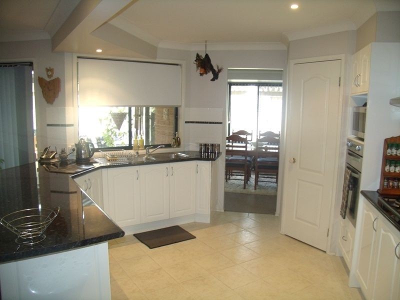 10 Traminer Grove, Cessnock NSW 2325