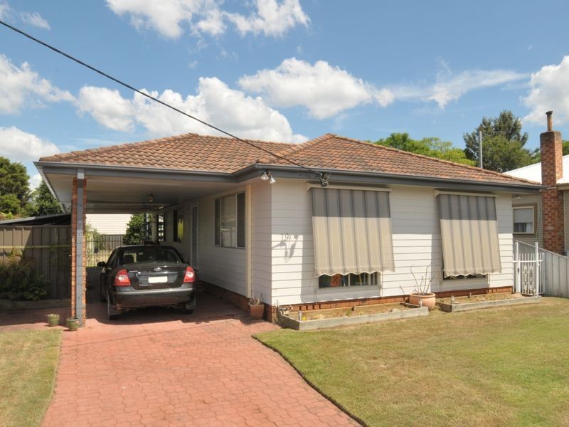 19 Moore Street, Cessnock NSW 2325