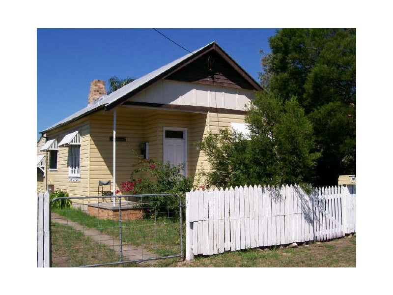 61 Maclean Street, Cessnock NSW 2325