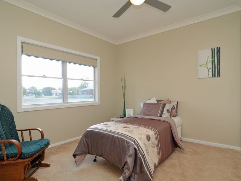 29 Gordon Avenue, Cessnock NSW 2325