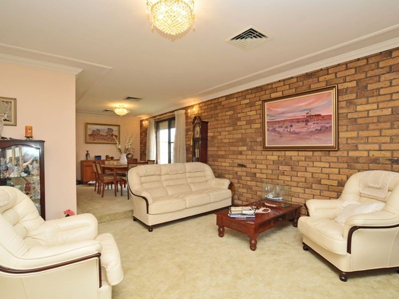 28 Carroll Avenue, Cessnock NSW 2325