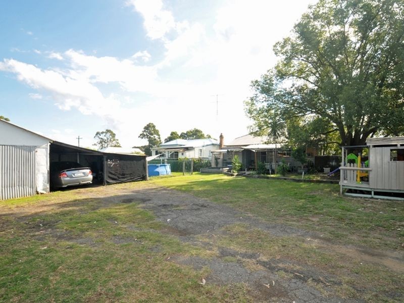 24 Colliery Street, Aberdare NSW 2325